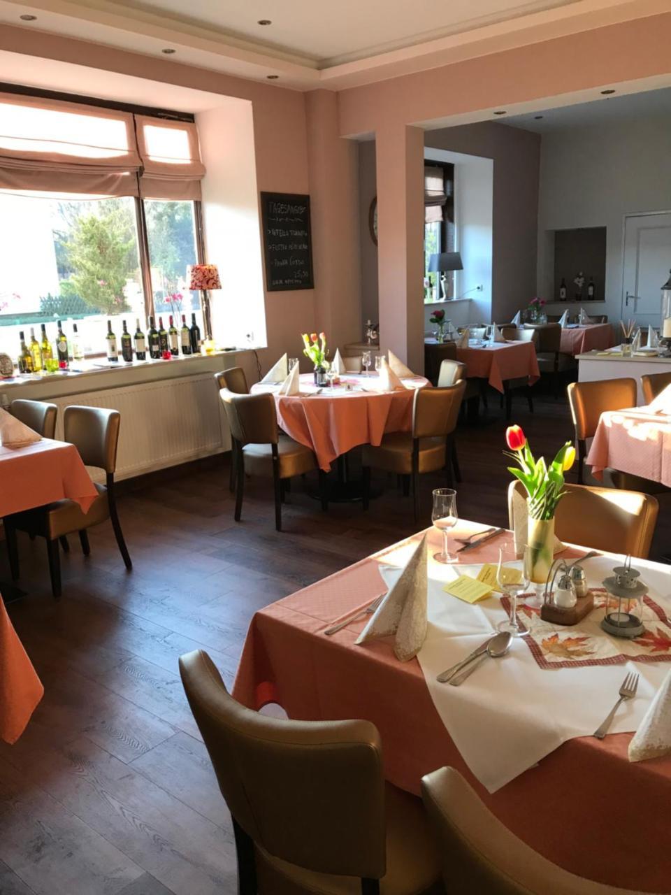 Teramo Restaurant Hotel Muehlenstein Bienenbuettel Exteriér fotografie